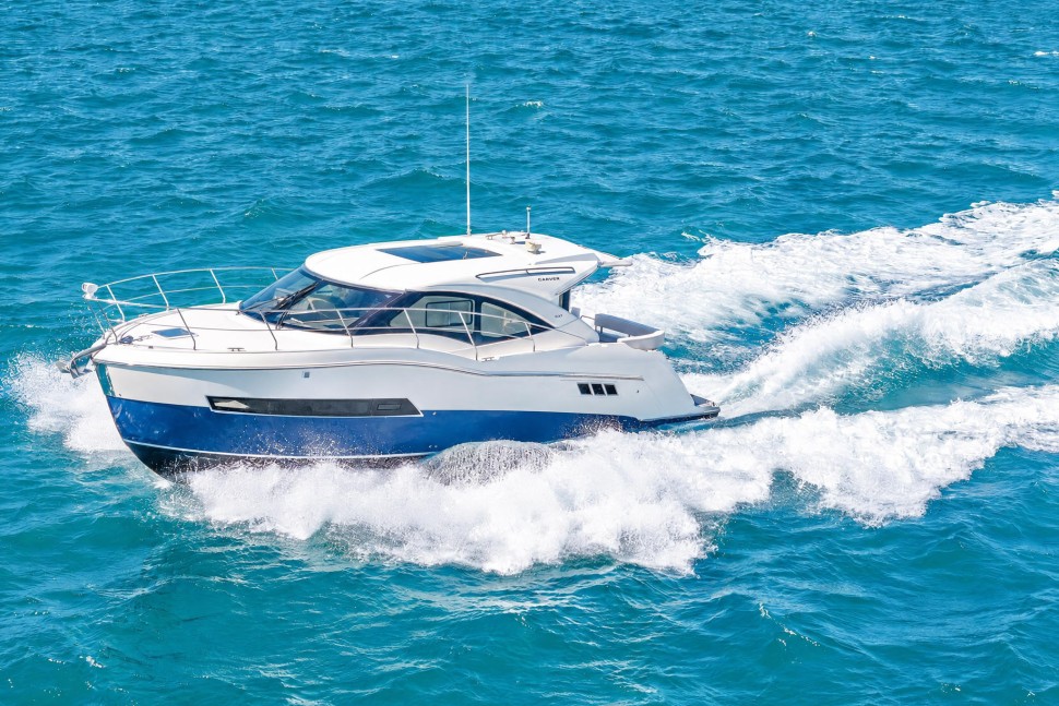 Carver 37 1 port bow2