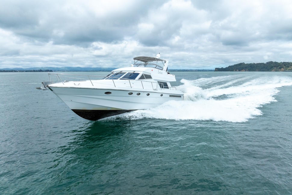 Comar 52 Salute 2 Port Exterior2