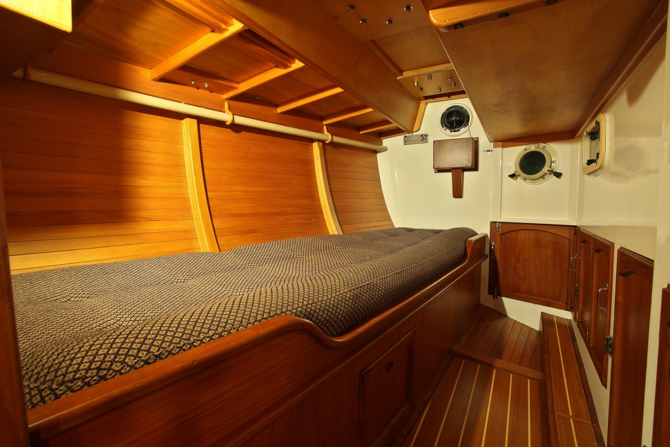 Davidson 13 Quarterberth.jpg