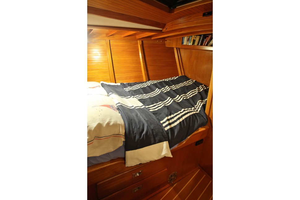 Davidson 14 Double berth.jpg