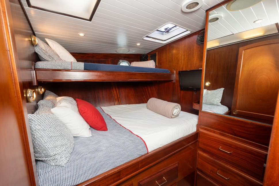 Don Brooke Yonder Star 18