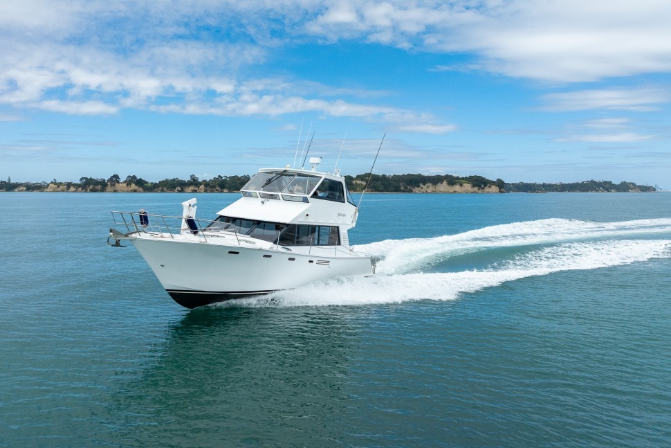 Don Senior 13.8 Judahn 01 exterior