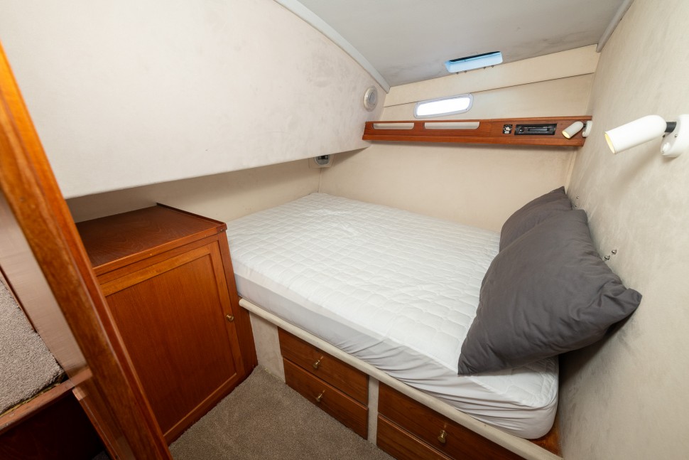 Don Senior 13.8 Judahn 14 cabin