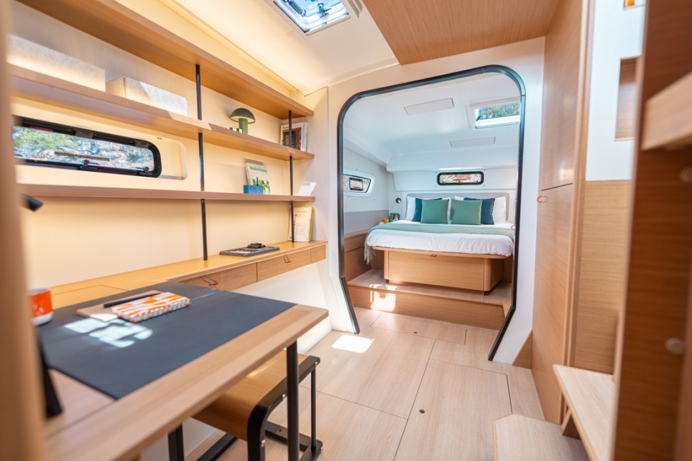 EXCESS 13 CABINS 15