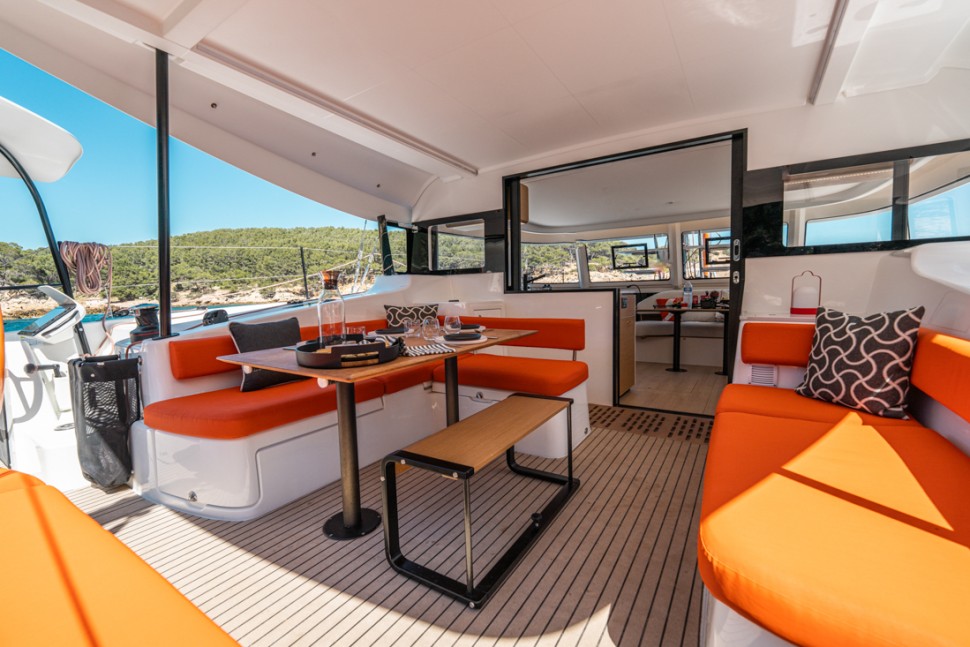 EXCESS 13 EXTERIOR 11