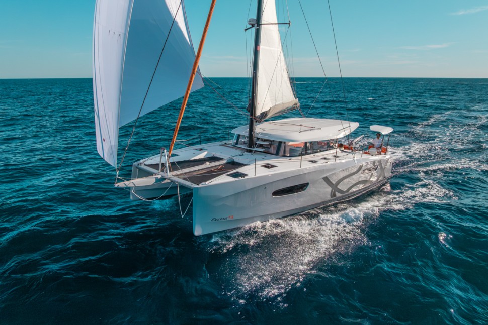 EXCESS 13 EXTERIOR 13