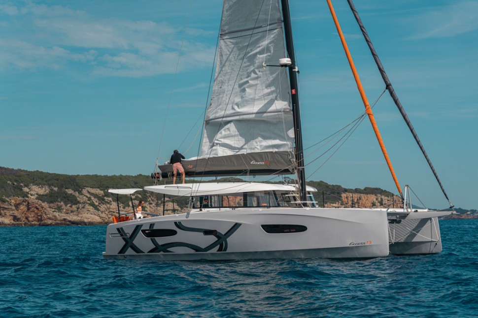 EXCESS 13 EXTERIOR 8