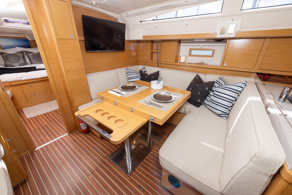 Elan 450 performance 13