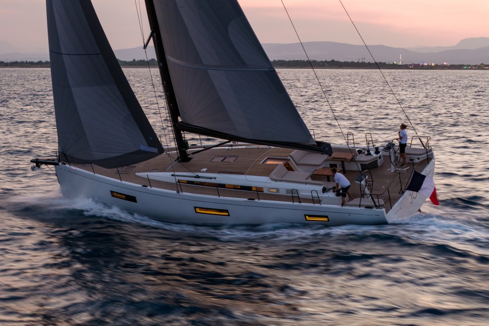 FIRST 60 IMAGE EXTERIOR 9