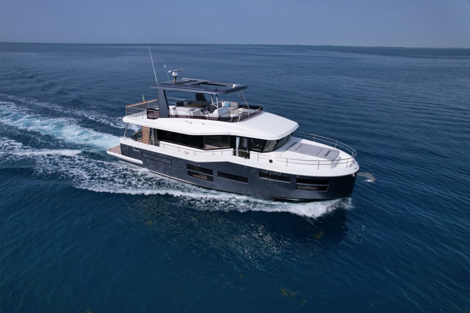 GRAND TRAWLER 62 5