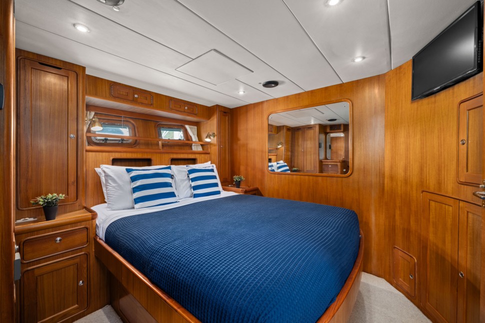 Integrity 15 Master cabin