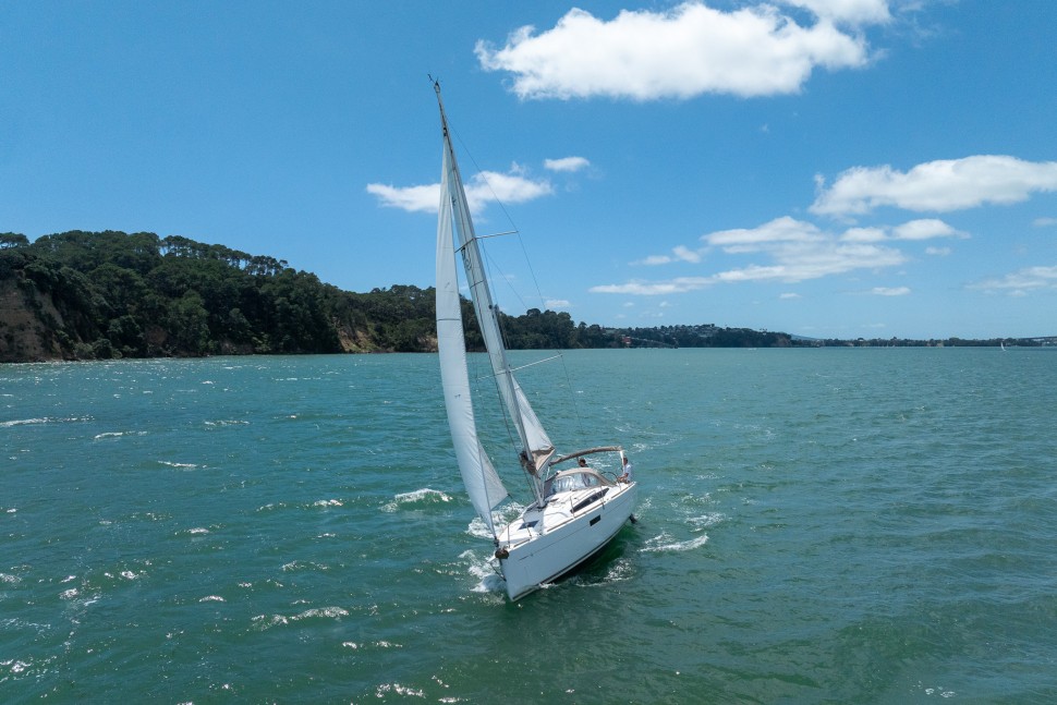 Jeanneau 349 6 Exterior