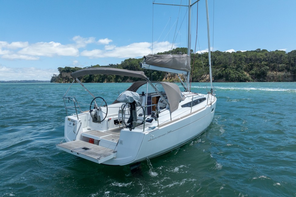 Jeanneau 349 8 Exterior