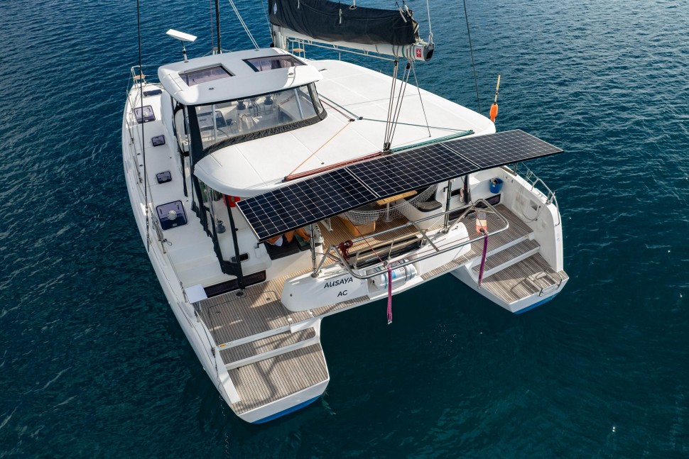 LAGOON 42 OWNER 3 CABINS 35