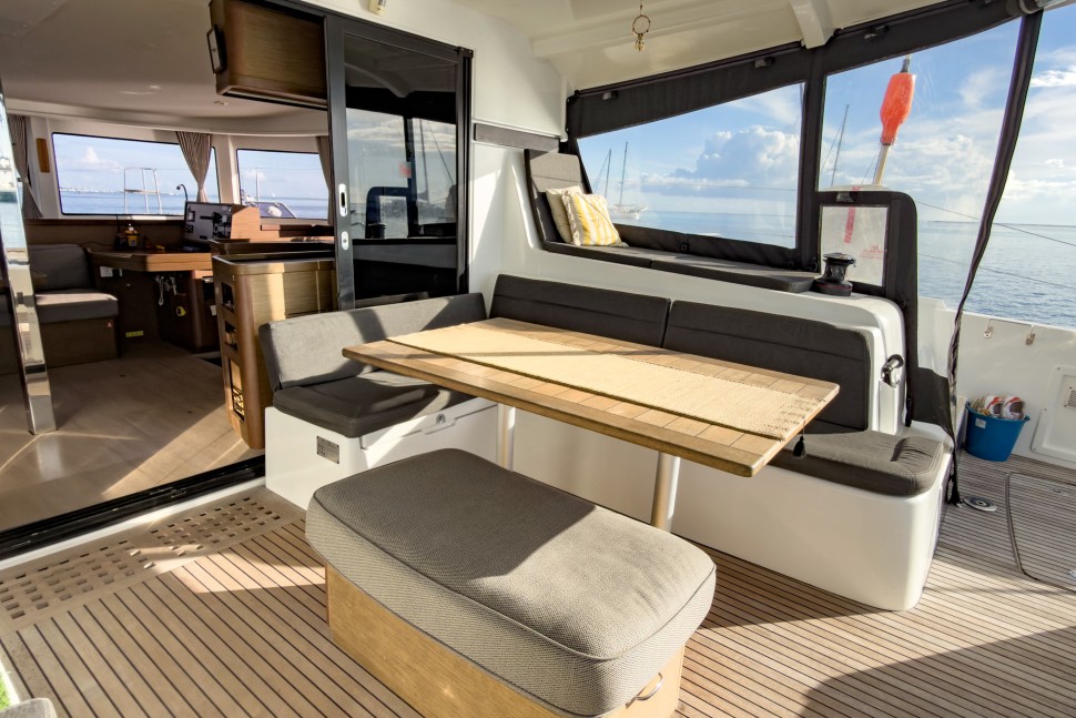 LAGOON 42 OWNER 3 CABINS 48