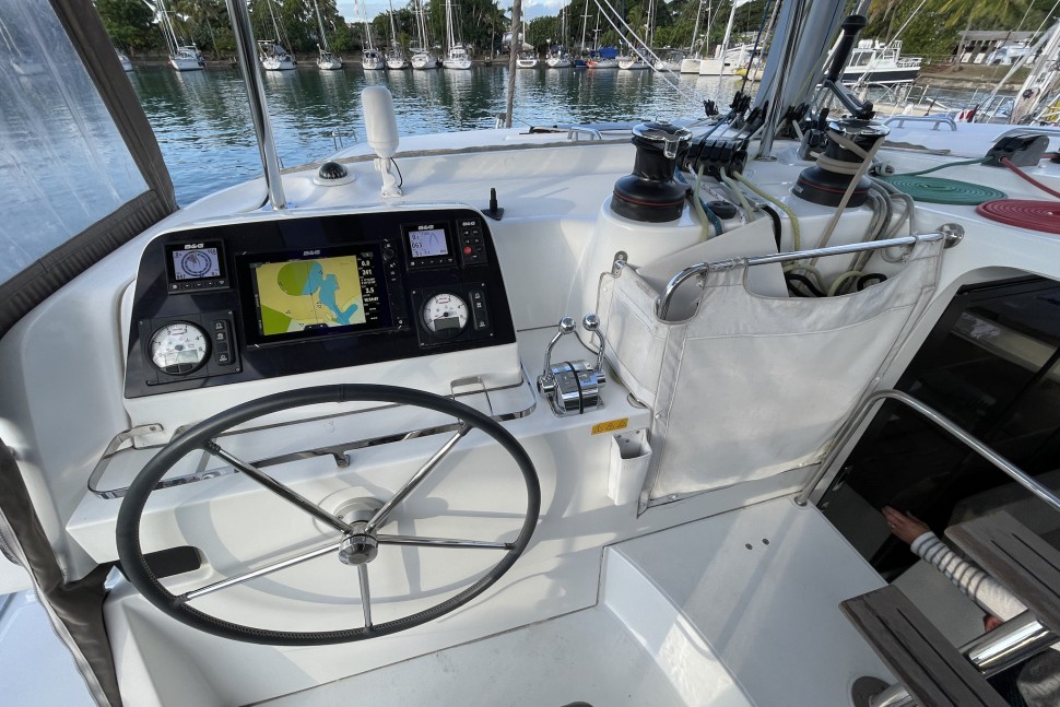 Lagoon 42 140