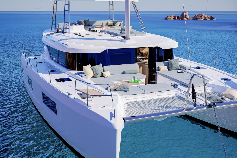 Lagoon 47 exterior 3