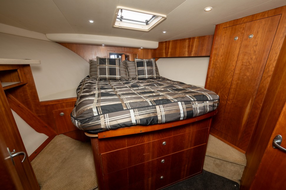 Luhrs 36 The Don 017