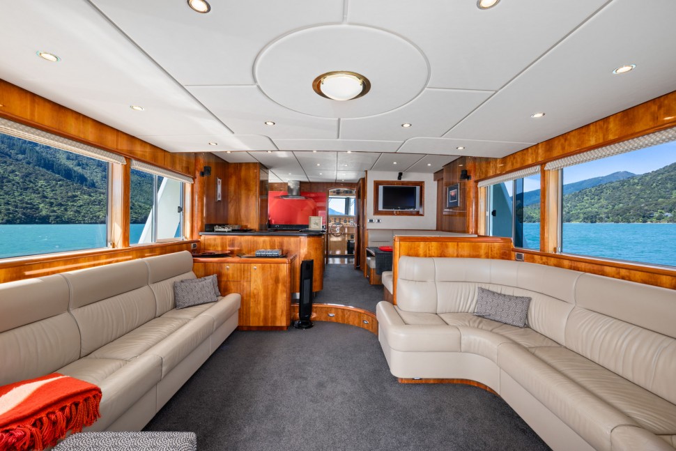 Marshall 3 Saloon fwd.jpg