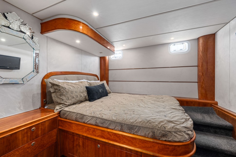 Marshall 60 11 Master cabin.jpg