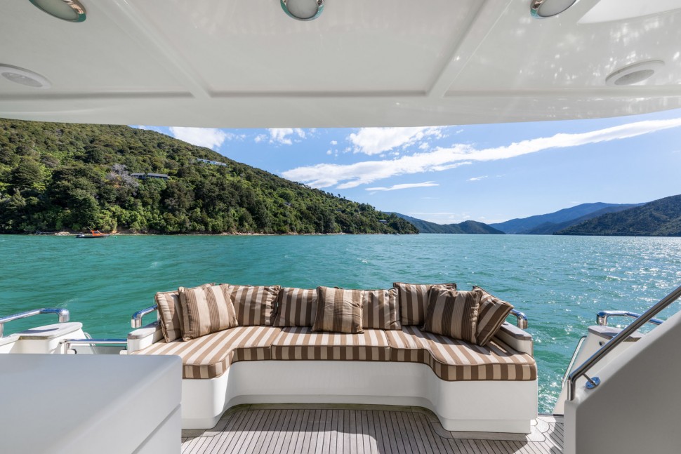 Marshall 60 15 Cockpit seating2.jpg