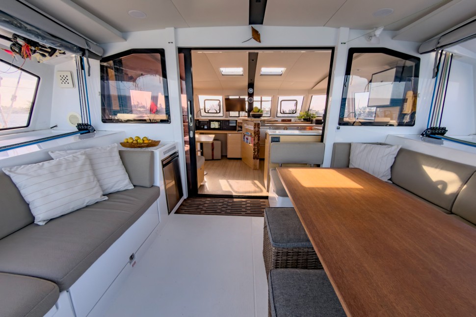 NAUTITECH 44 OPEN OWNER 3 CABIN 26