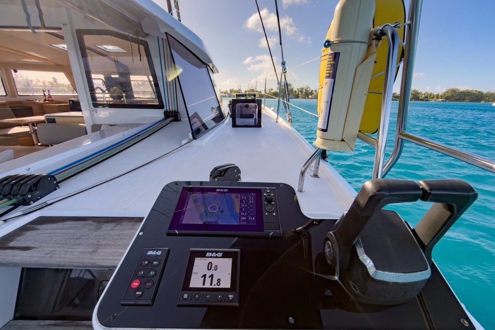NAUTITECH 44 OPEN OWNER 3 CABIN 7
