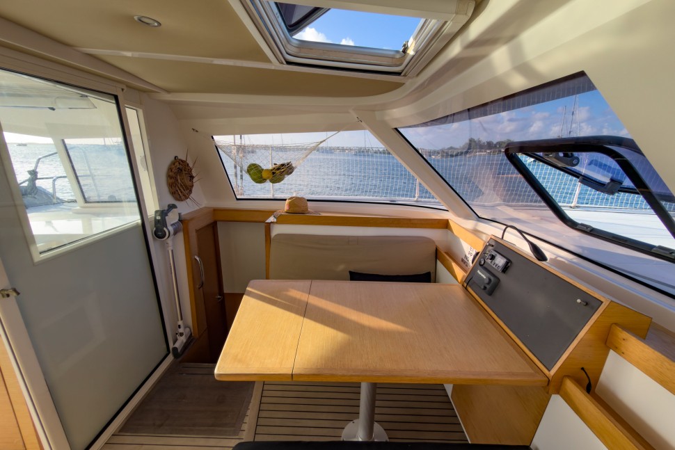 NAUTITECH OPEN 40 OWNER 4 CABINS 20