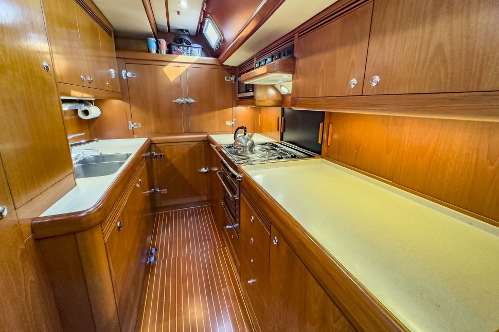 NAUTOR SWAN 60 18 GALLEY