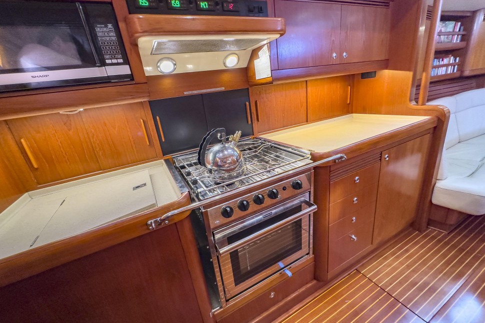 NAUTOR SWAN 60 19 GALLEY