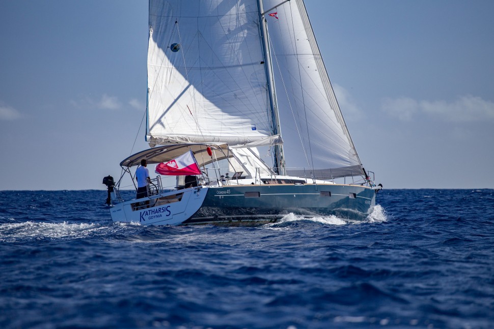 OCEANIS45 2