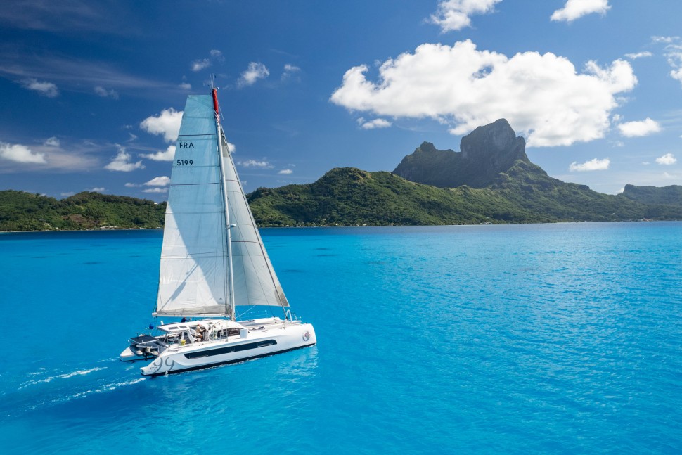 OUTREMER 51 1 exterior