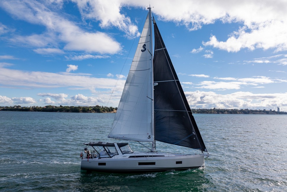 Oceanis 52.1 12