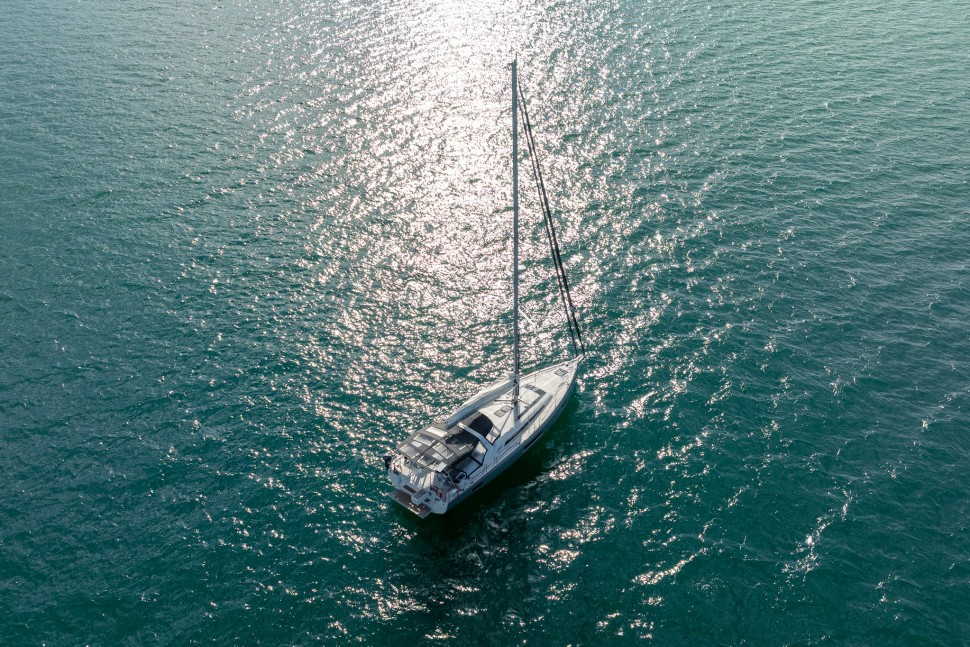 Oceanis 52.1 18