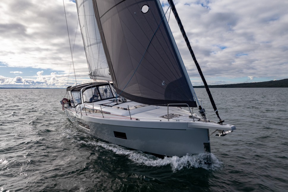 Oceanis 52.1 2