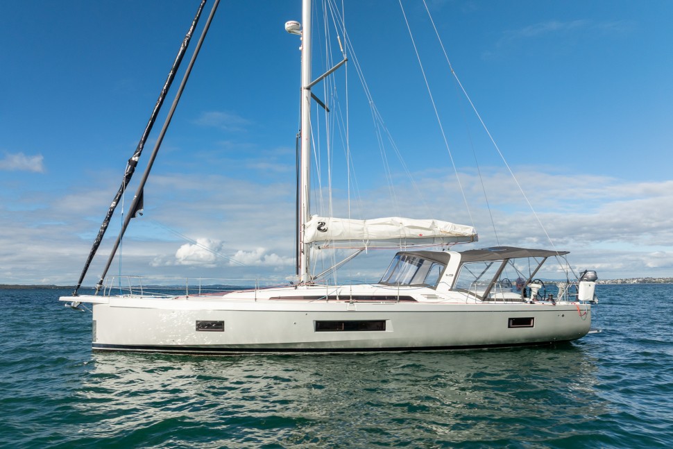 Oceanis 52.1 22