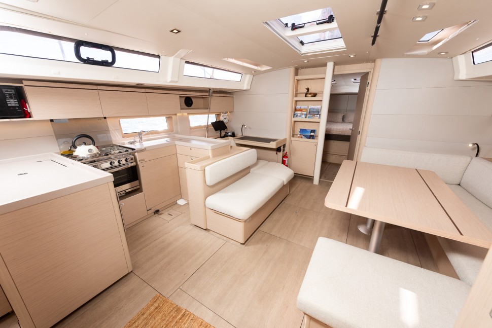 Oceanis 52.1 32