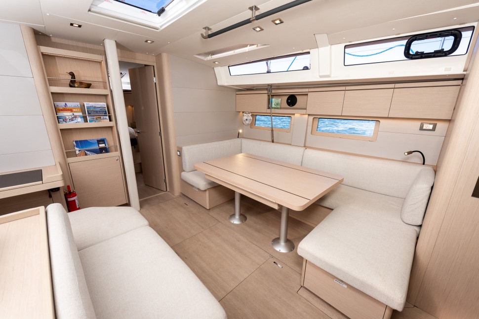 Oceanis 52.1 34