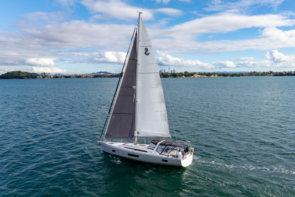 Oceanis 52.1 8
