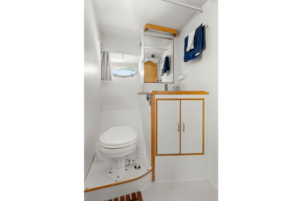 Oceans Alexander 19 Head.jpg