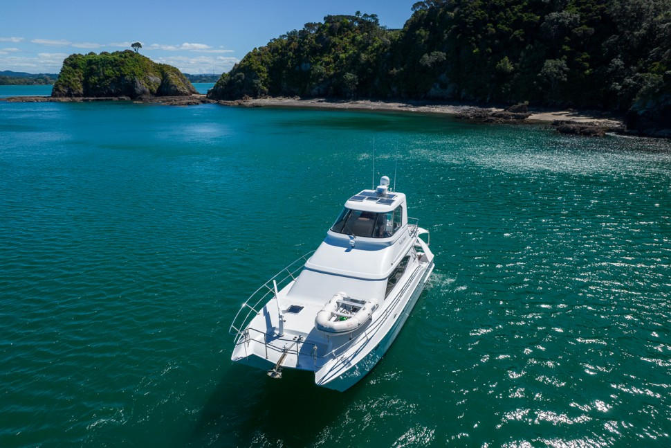 Pacific Dancer Roger Hill 14m 01 exterior