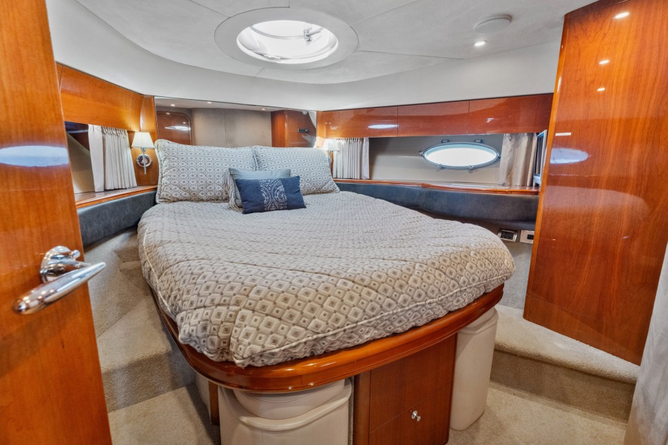 Princess 57 16 Bow Cabin