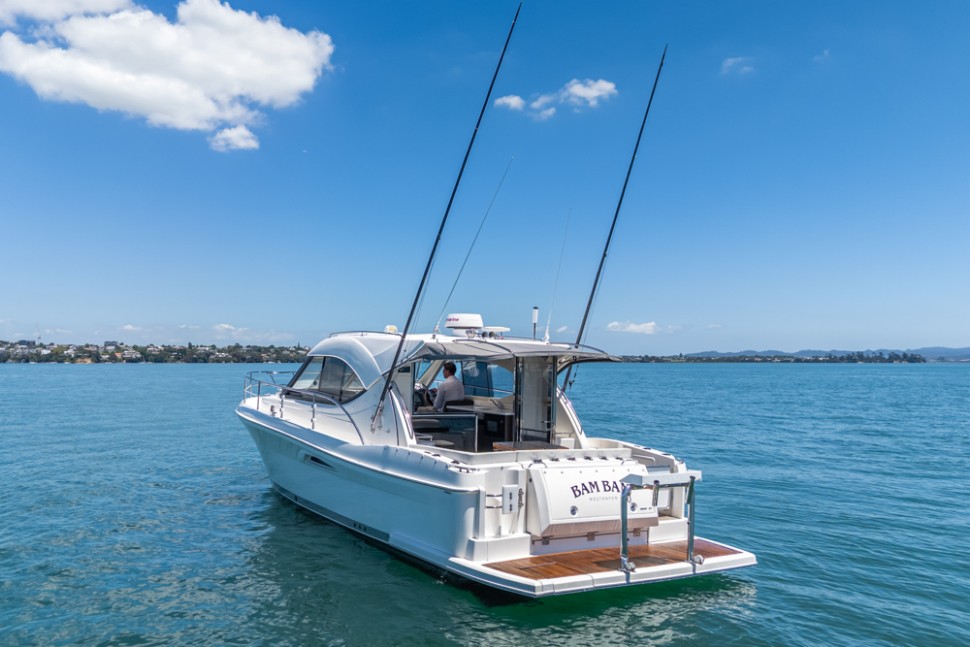 Riviera 3600 006 exterior