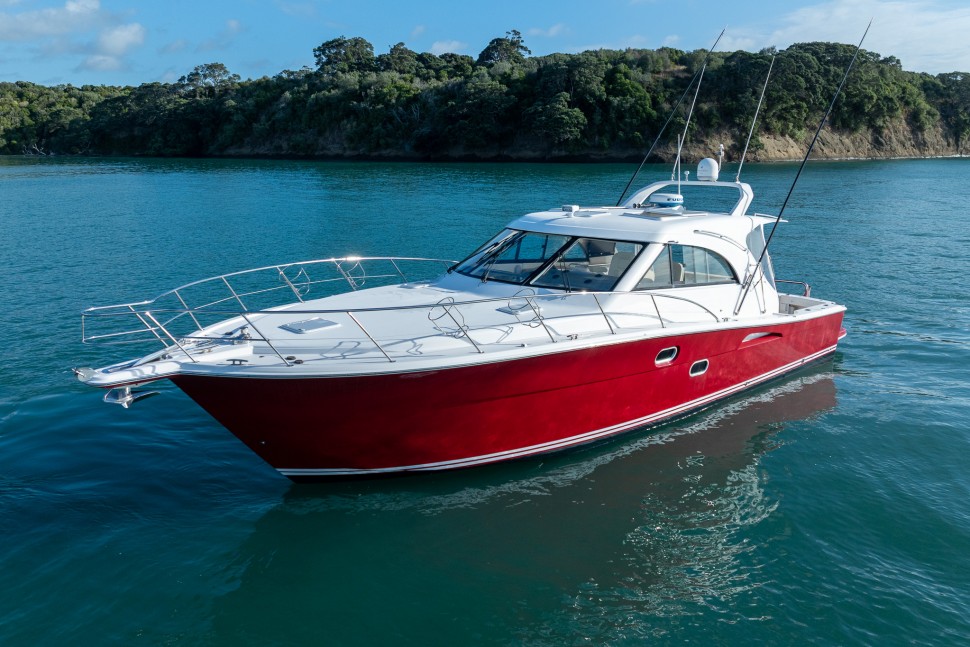 Riviera 43 Offshore 1 Main Photo2