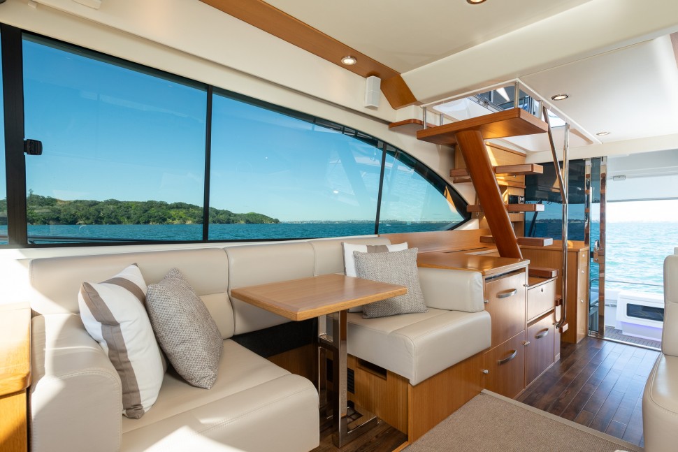 Riviera 52 Fly La Bella Vita 12