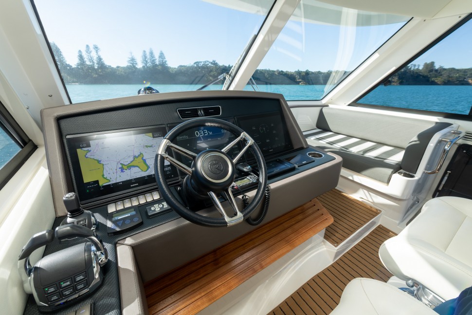 Riviera 52 Fly La Bella Vita 14