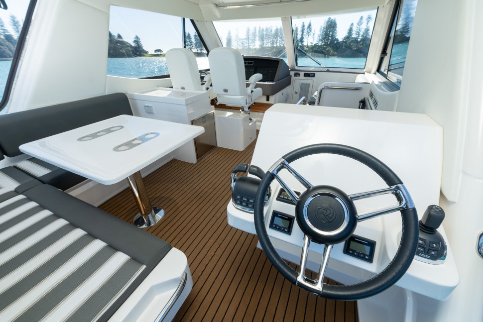 Riviera 52 Fly La Bella Vita 15