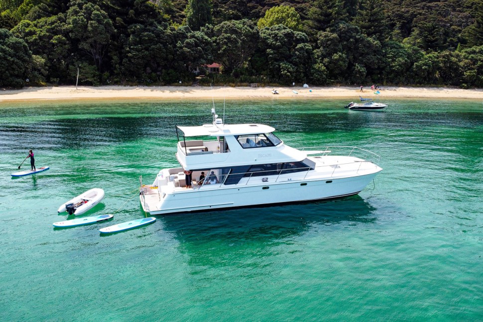 Roger Hill 16m 3 exterior starboard 3