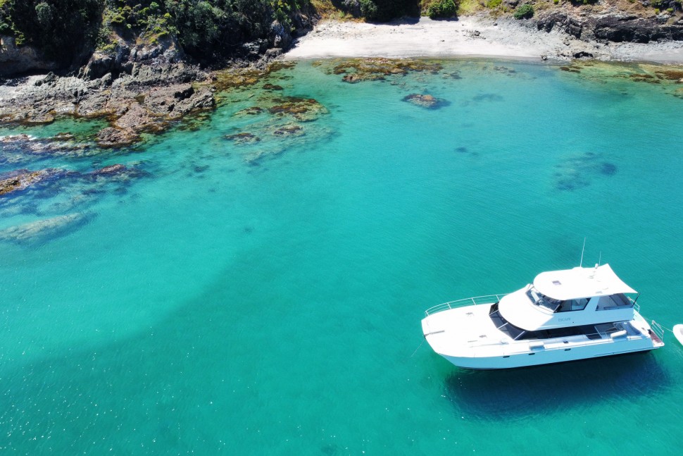 Roger Hill 16m 5 exterior portside