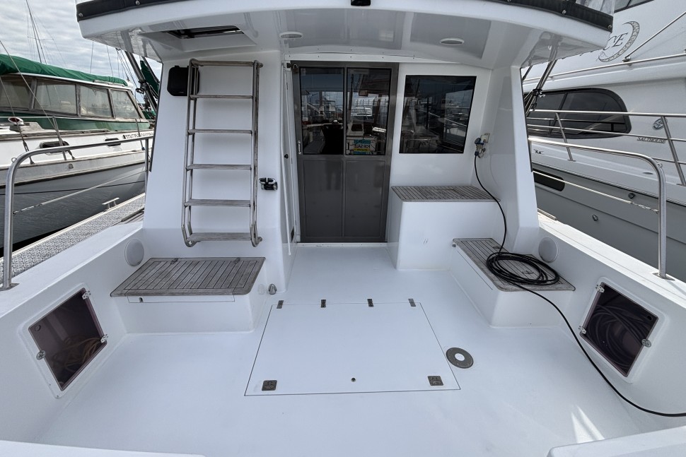 Salthouse 53 Westminster 7 Aft exterior
